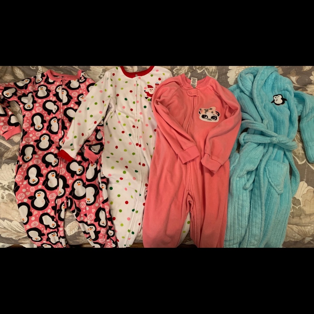 Girls fleece pjs/robe 4t lot (carters/joe boxer)